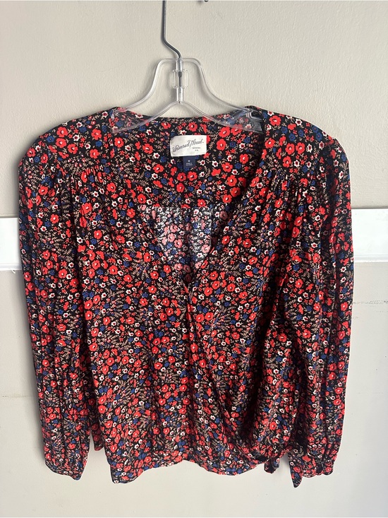 Universal Thread Tops - Universal Thread Black Floral V-Neck Blouse with Red and Blue Accents